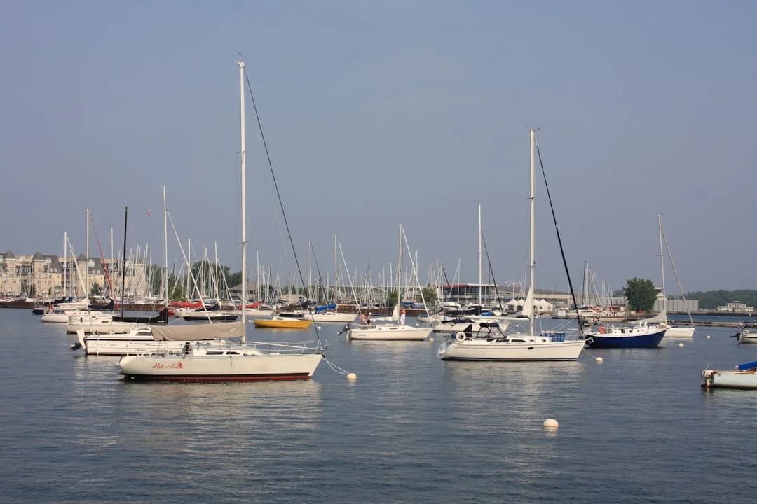 Liveaboard Sailboat: Honest Pros, Cons & Real Costs