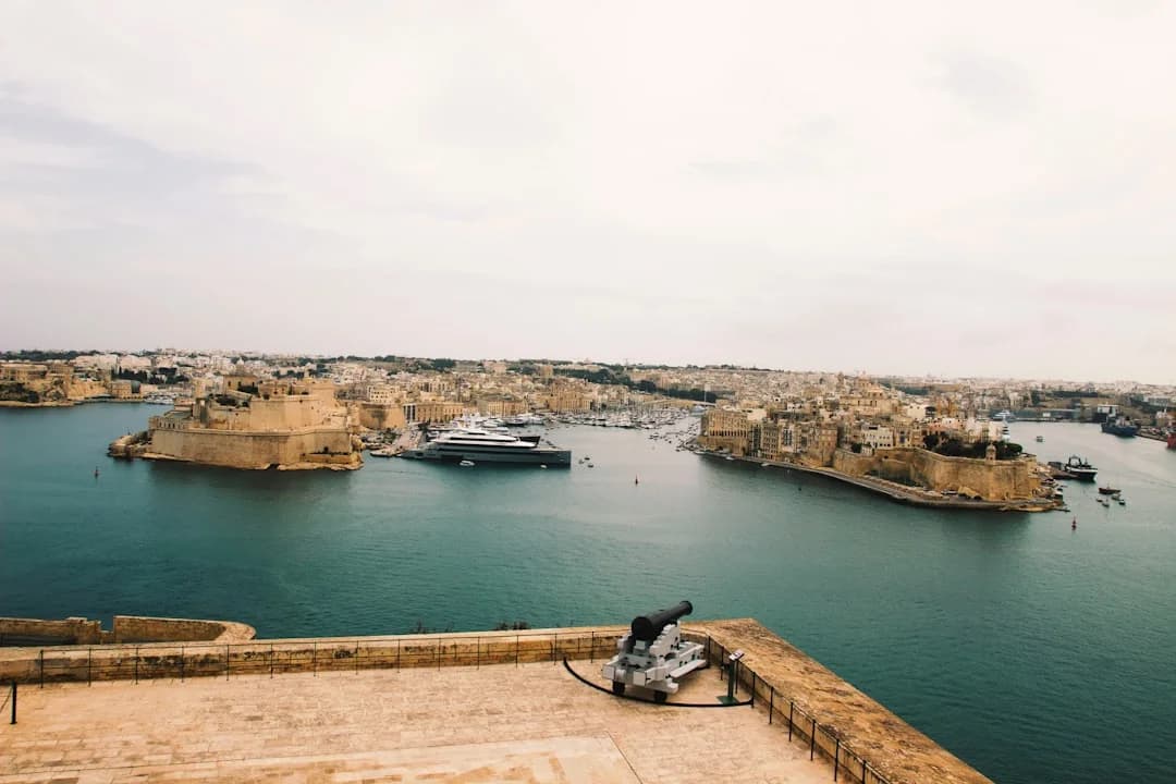 Sailing from Sicily to Malta: Short Med Crossing Guide