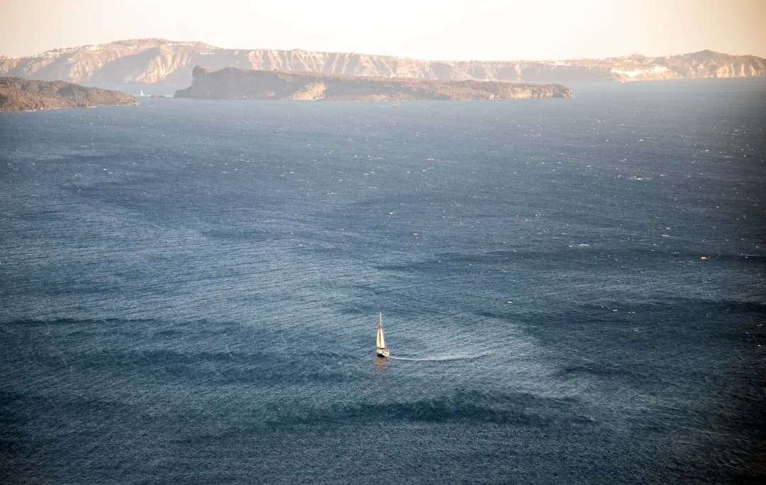 Sailing from Athens to Santorini: Cyclades Route Guide