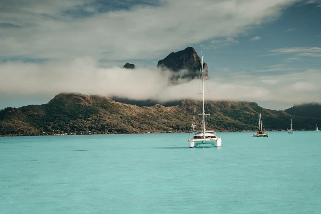 Tahiti to Bora Bora Itinerary: 7–10 Days Sailing Plan